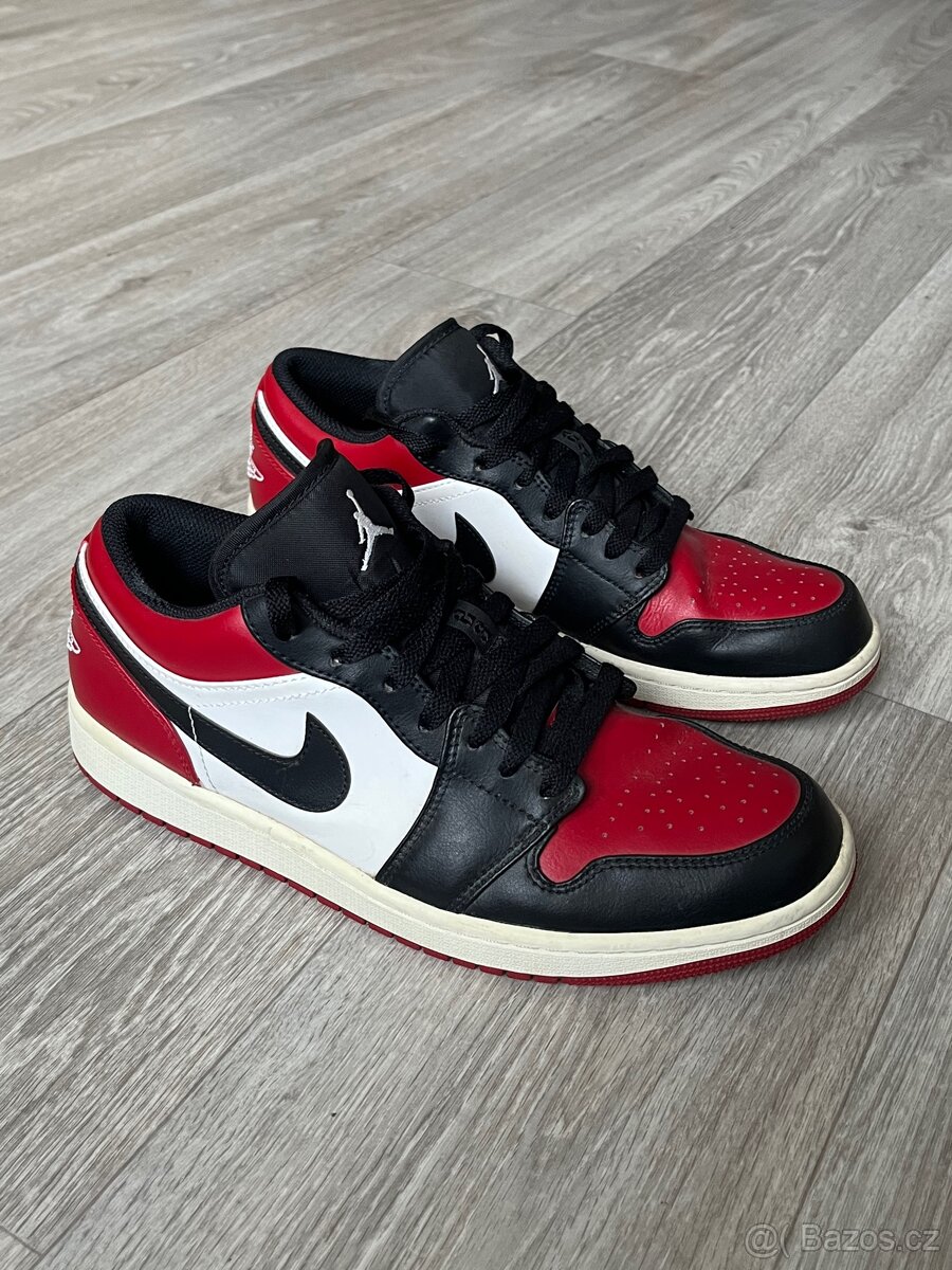 Air Jordan 1 low Bred toe EU 43