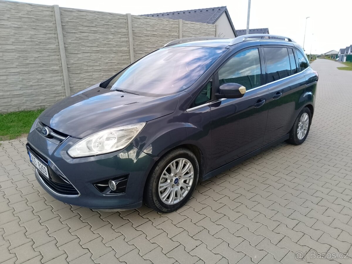FORD GRAND C-MAX 2,0TDCi103kw,rv2011,7MÍST,2XŠOUPAČKY,VÝBAVA