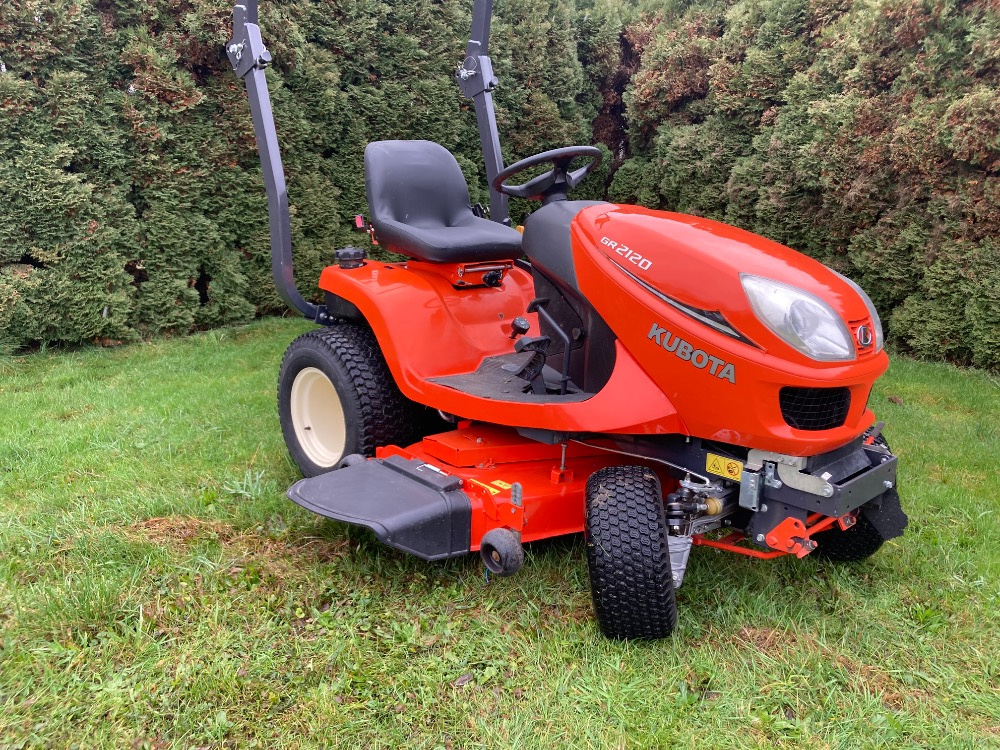 Zahradní traktor Kubota GR 2120 4 x 4