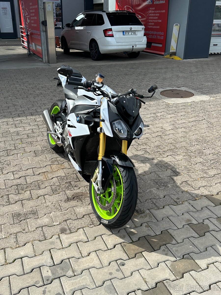 BMW S1000R