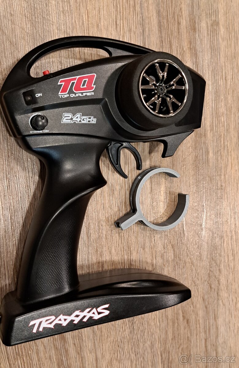 Palcový adaptér pro ovladač Traxxas