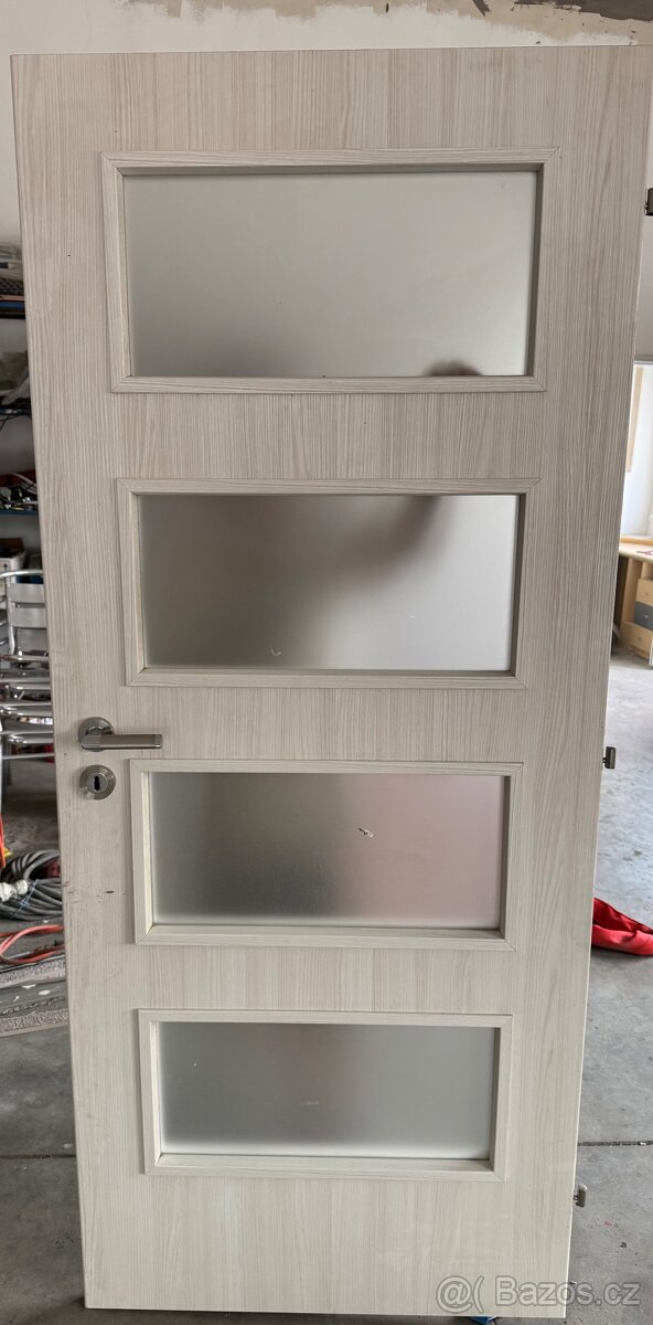 Interiérové dveře 70cm levé