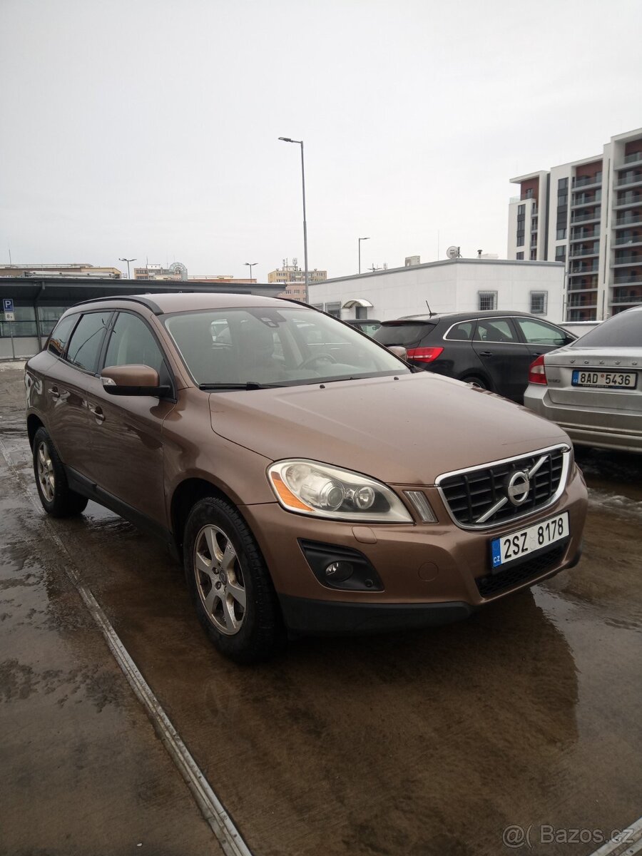 VOLVO XC 60 r. 2009