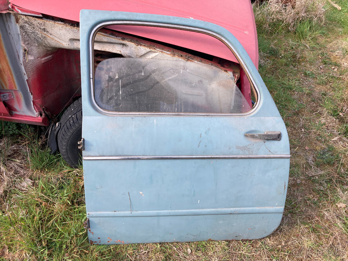 Dveře a kapota FIAT 1100 protivítr