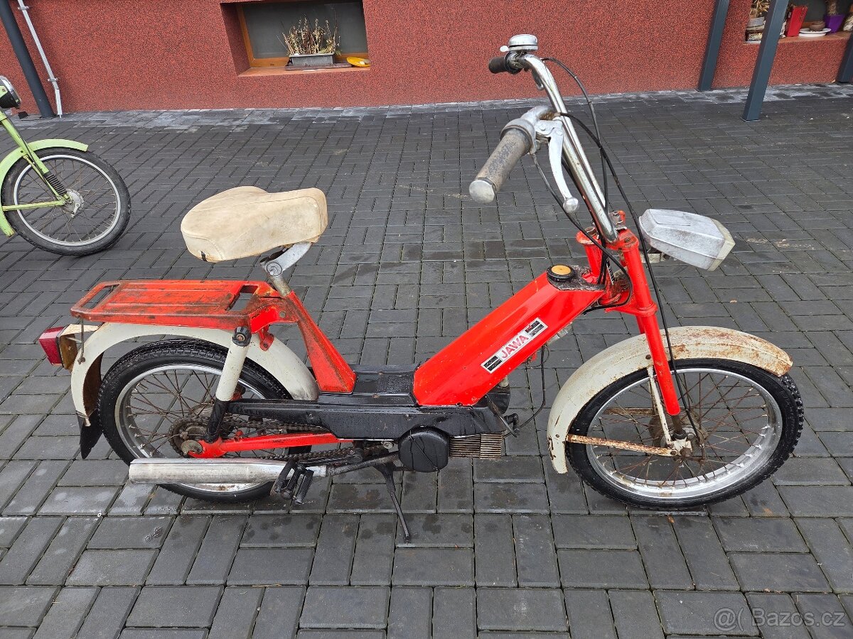 Babetta 207 s kartičkou, červená 1.