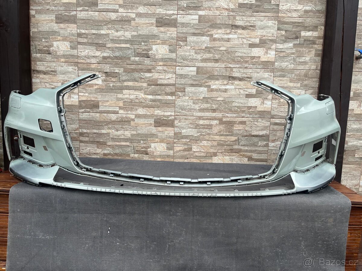 Přední nárazník Audi A6 C8