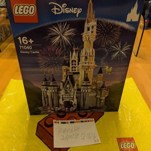LEGO 71040 Disney Hrad
