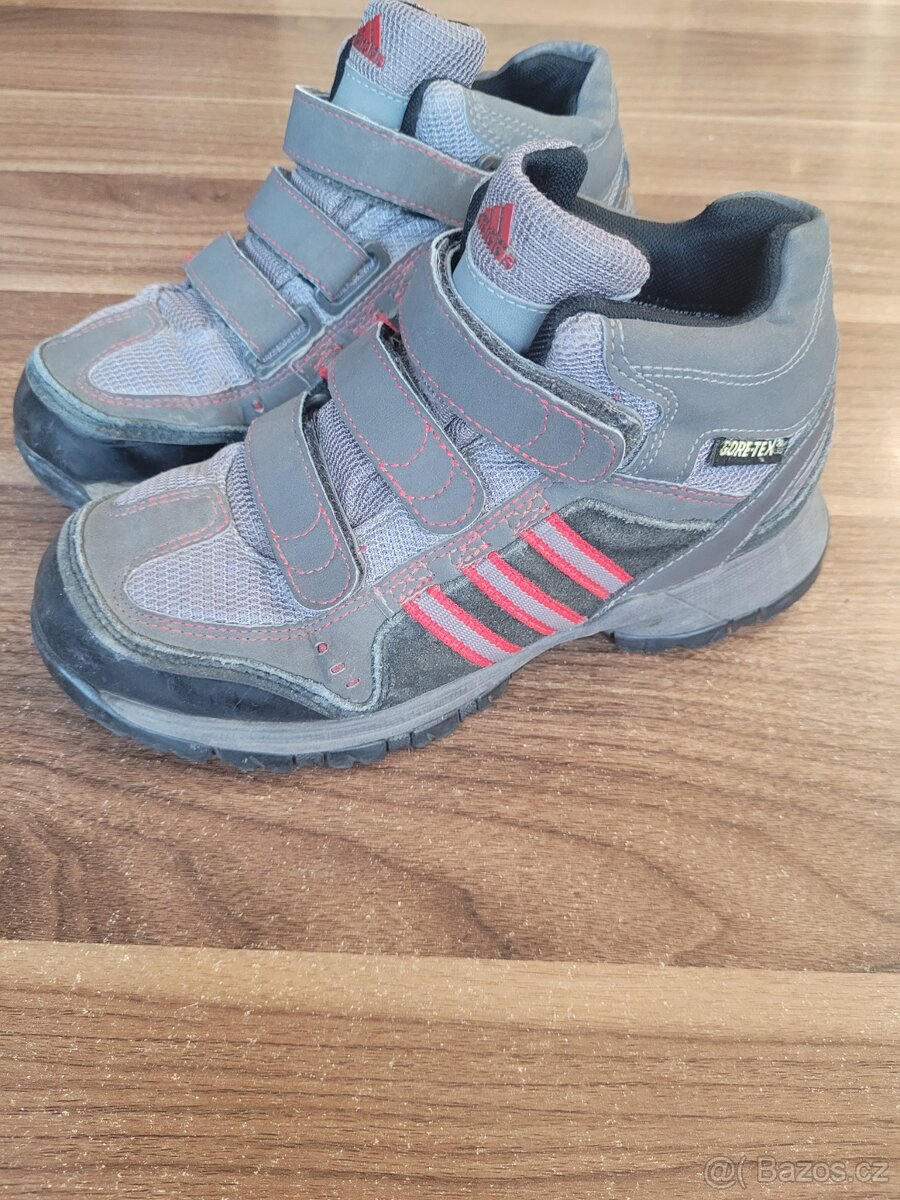 Dětské kotníkové boty Adidas vel.33