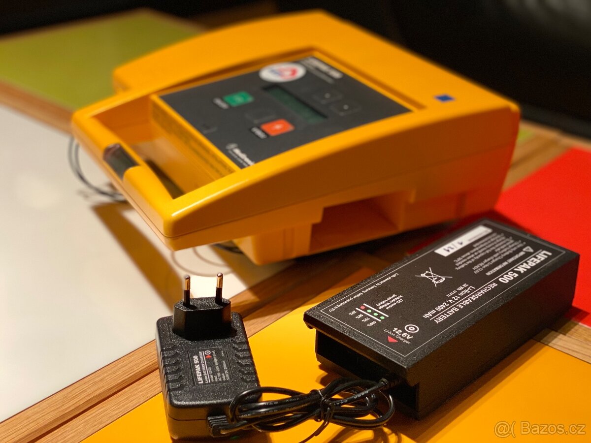 AED Lifepak 500