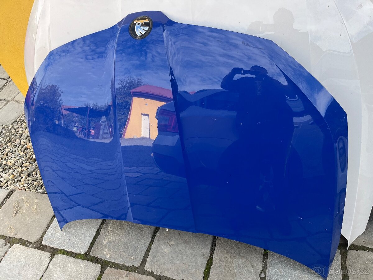 Fabia 3 kapoty,světla,nárazníky,blatníky,dveře.