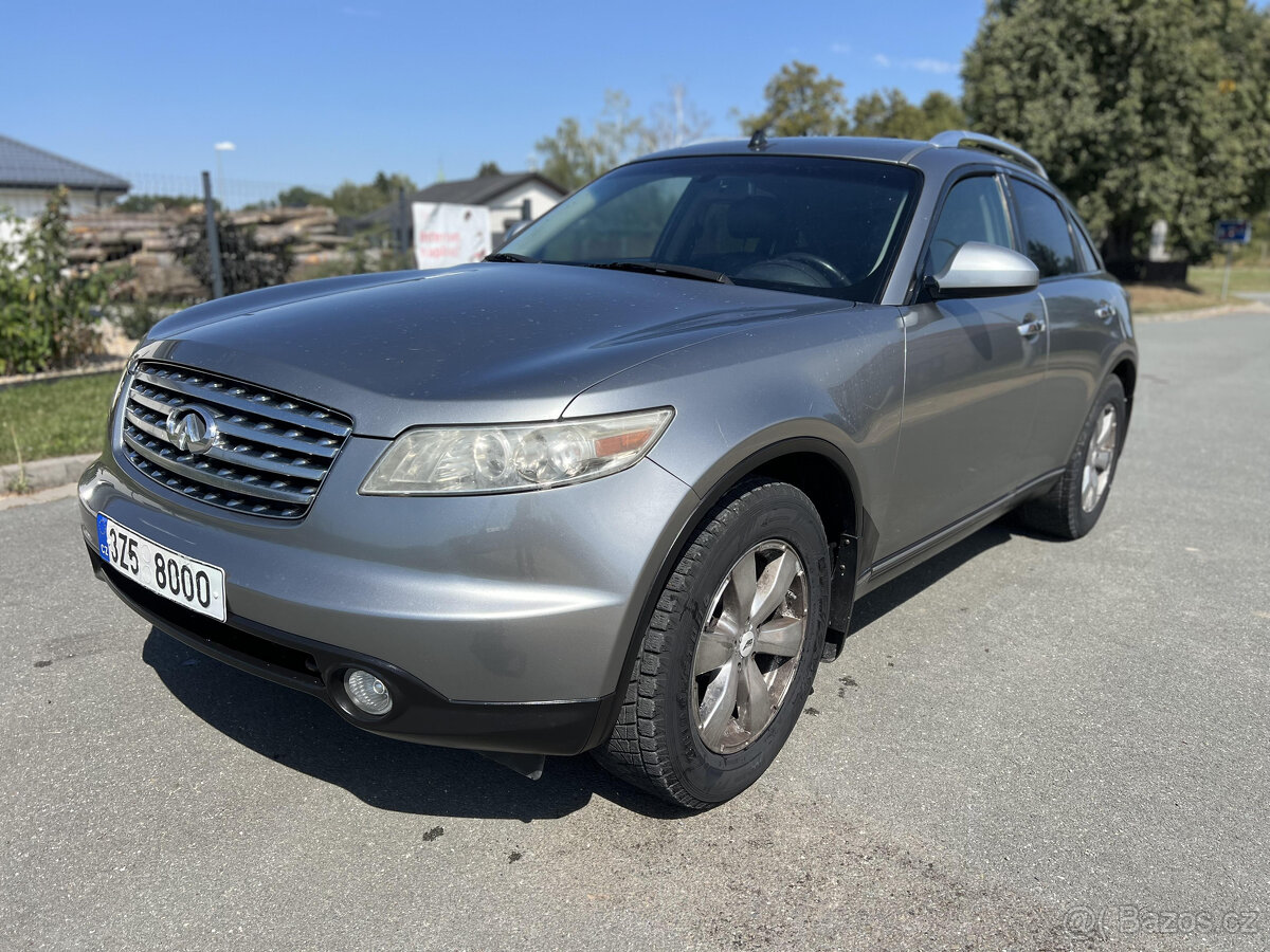 INFINITY FX35 3.5 206kW •Najeto 239tis/km