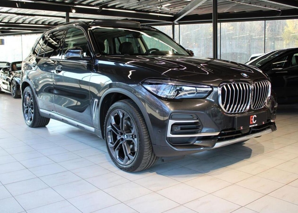 BMW X5 xDrive30d / 7míst / vzduch nafta automat