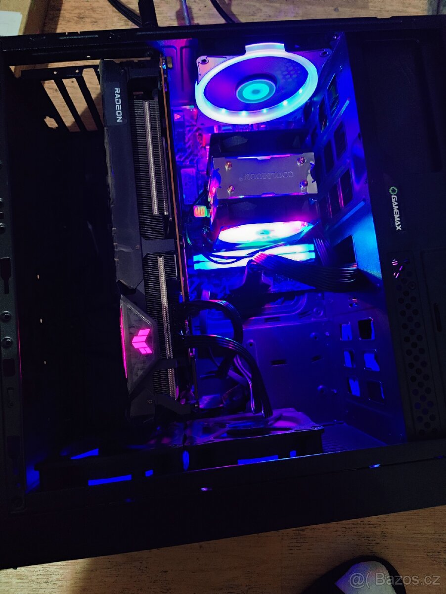 Grafická karta Asus tuf RX 6800 16gb