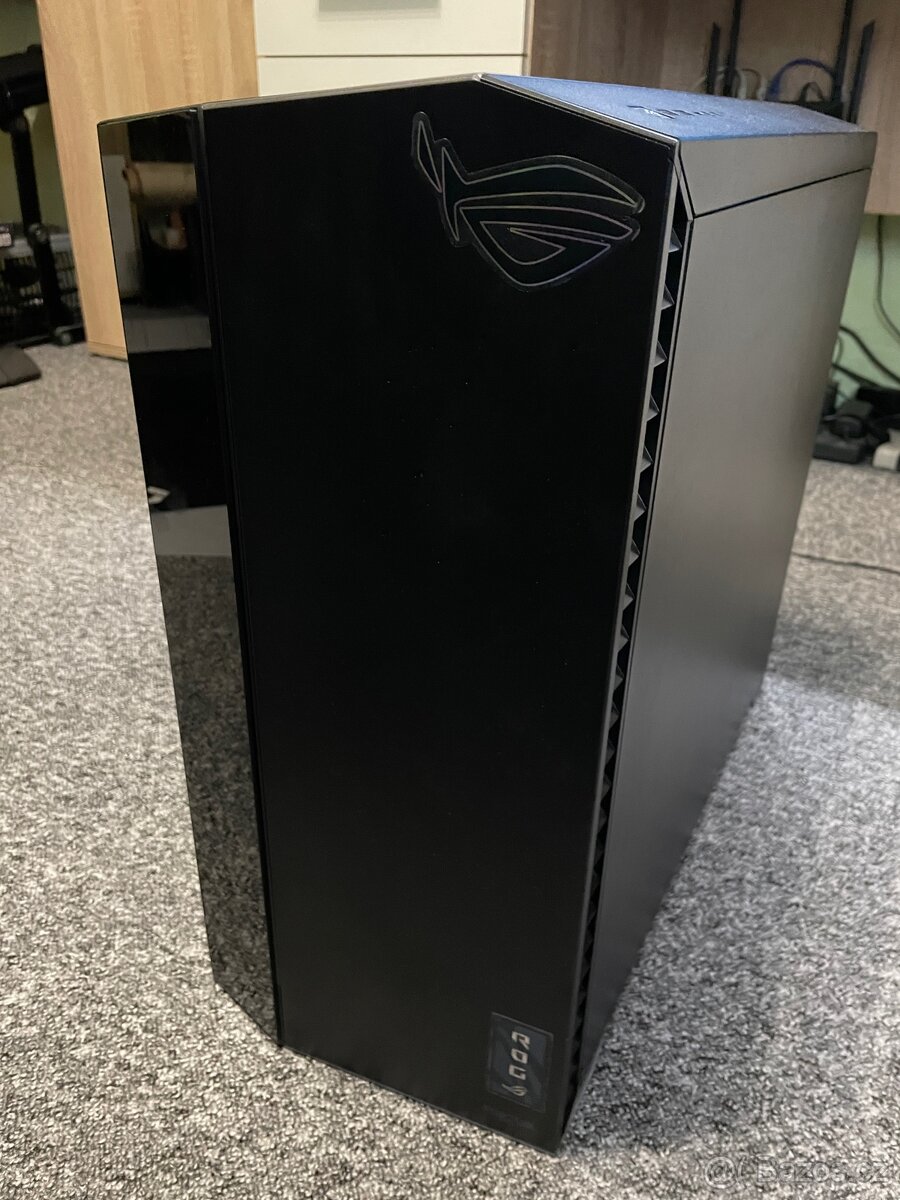 Počítačová skříň Fractal Design Vector RS