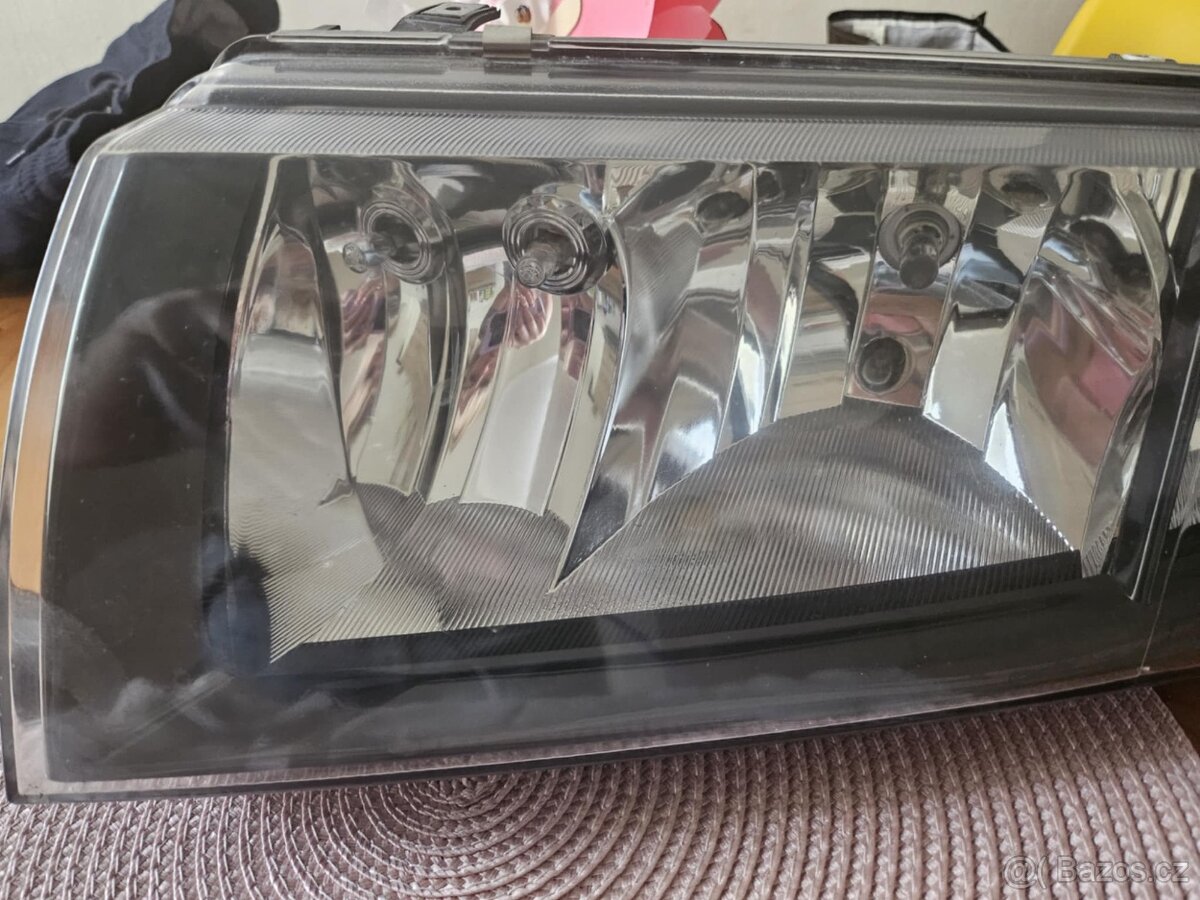 Škoda fabia 1 přední světla