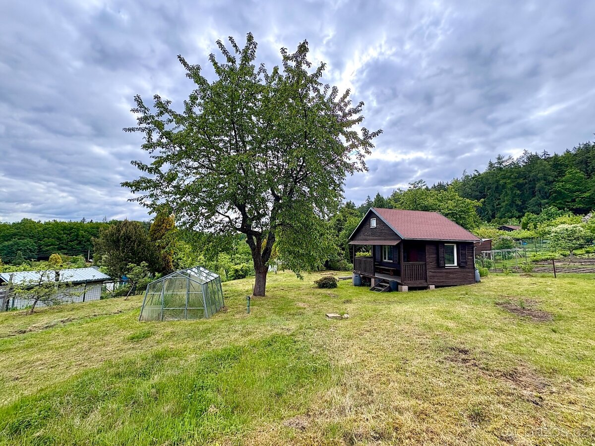 Pronájem zahrady 683 m²