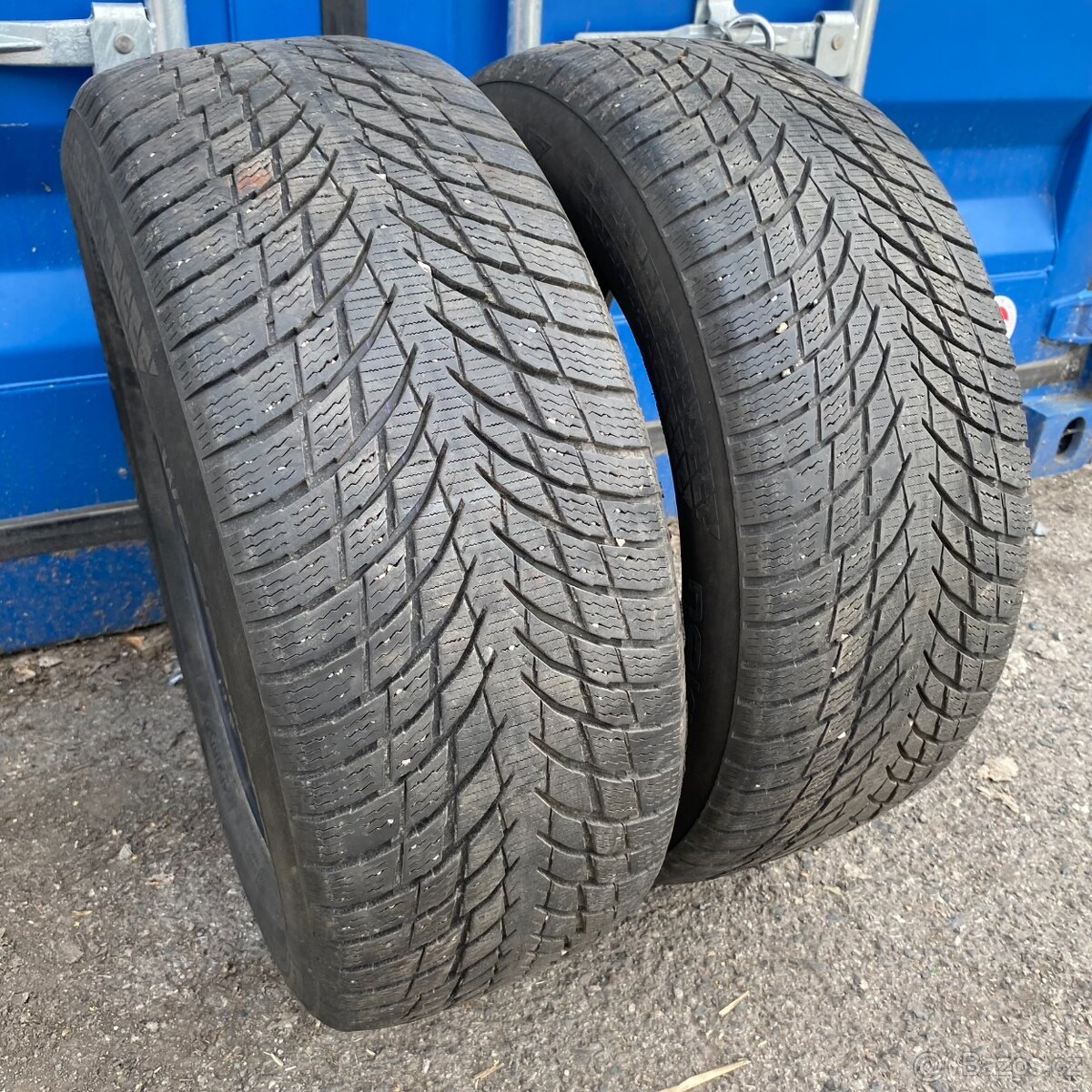 2 nebo 4ks LEVNÉ použité Letní pneu R14-R20 -,