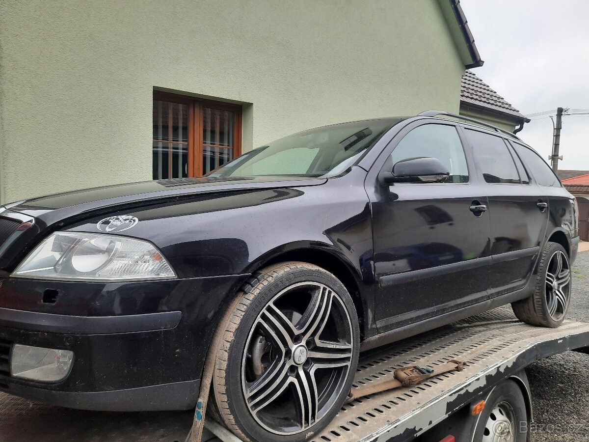 SKODA OCTAVIA COMBI 2.0 FSI 9910