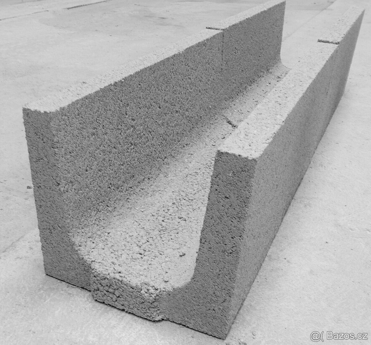 Betonový žlab