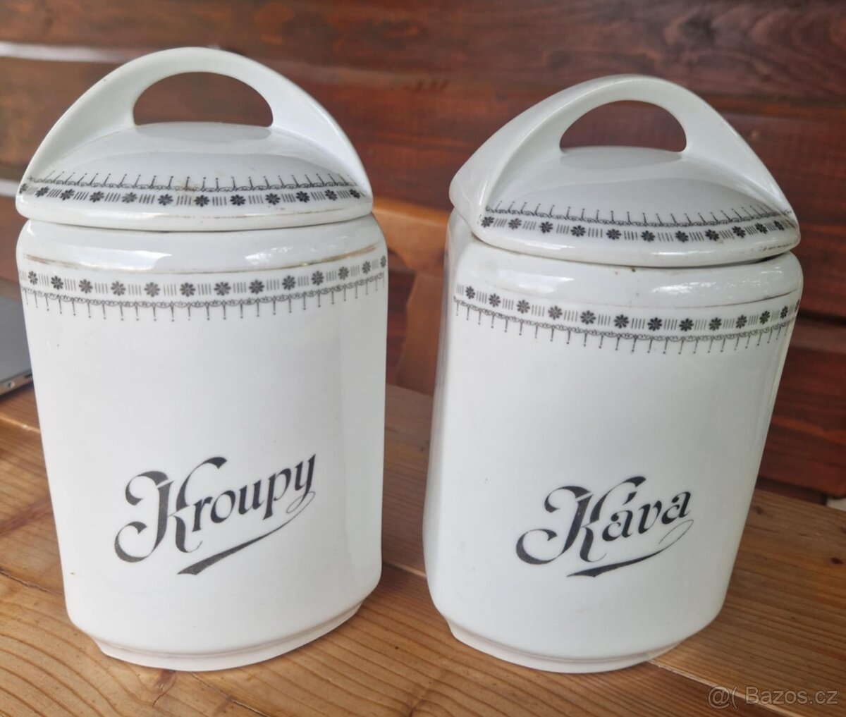 Dóza Káva a Kroupy Karlsbad