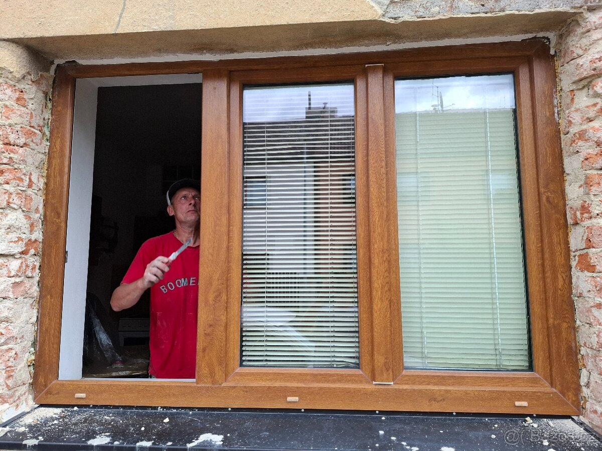 Použitá plastová trojdílná okna
