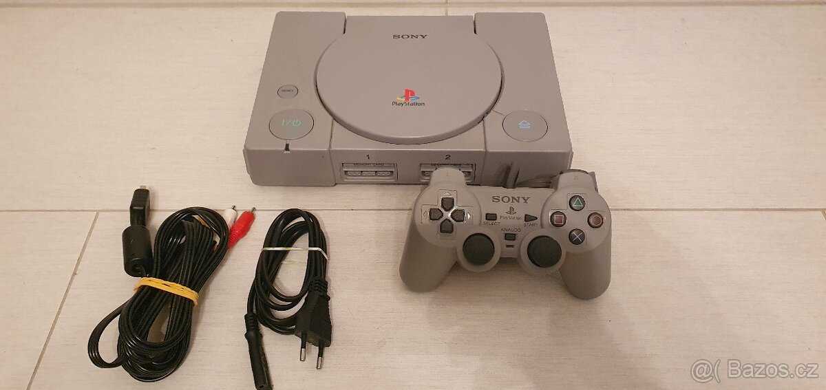Sony PlayStation 1 velice pěkný stav