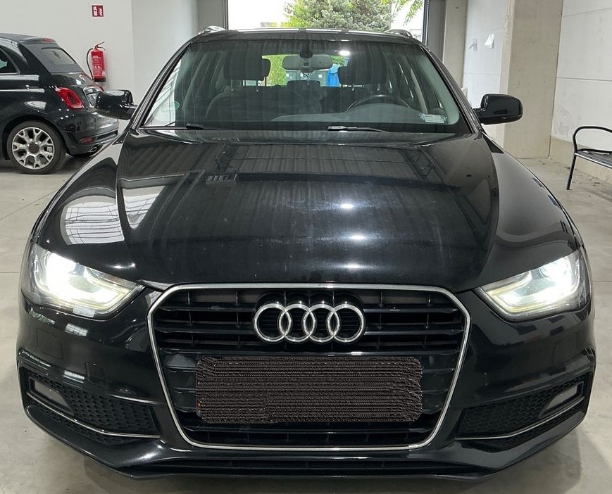 Audi A4 Avant 2.0 Tdi JEN 170 tis km r.7/2015 S-LINE TOPstav