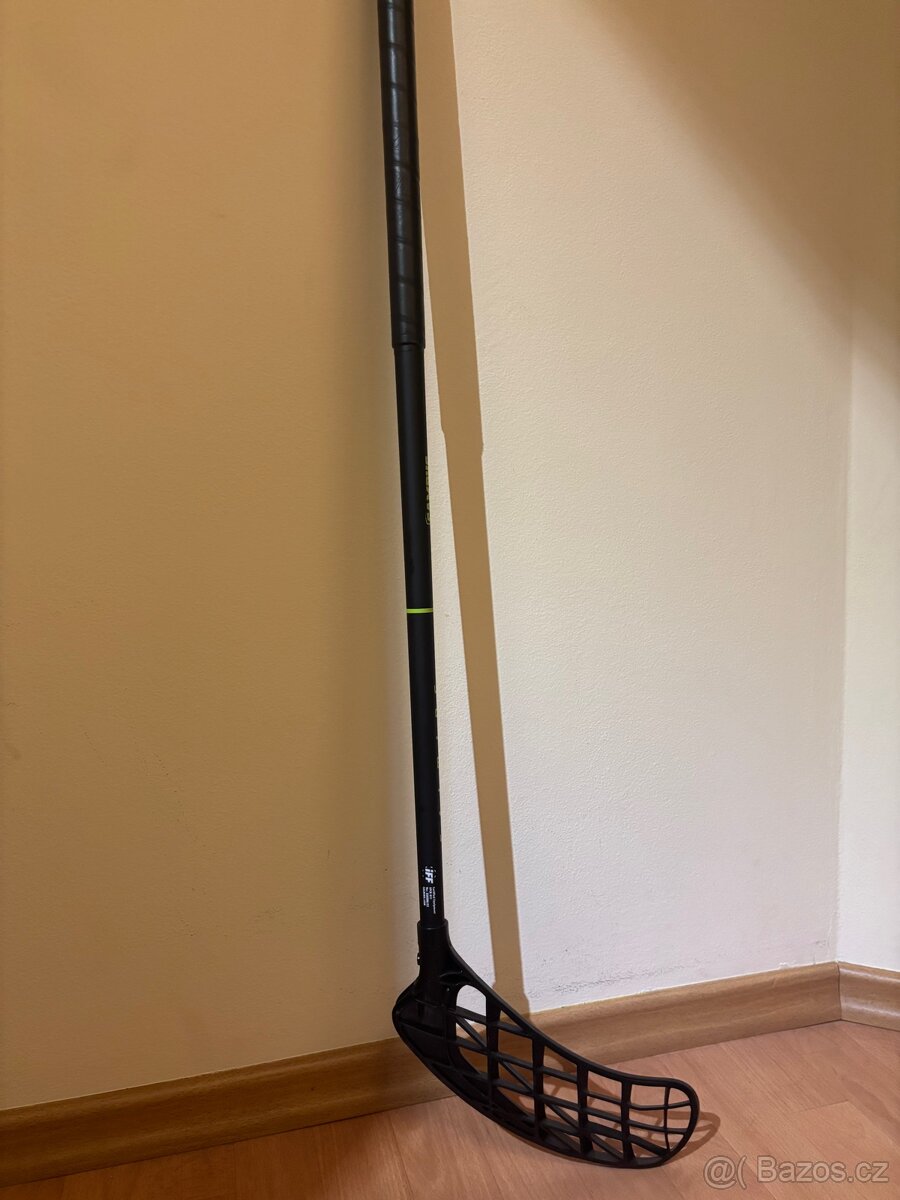Florbalová hůl Salming XPLODE 30
