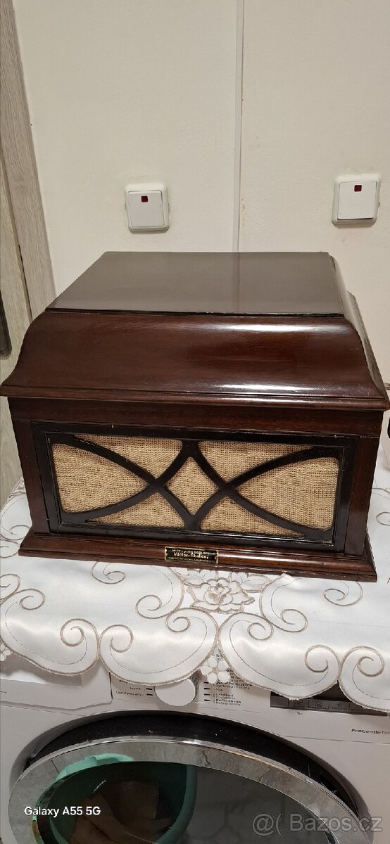 HMV104... mincovní gramofon na kliku