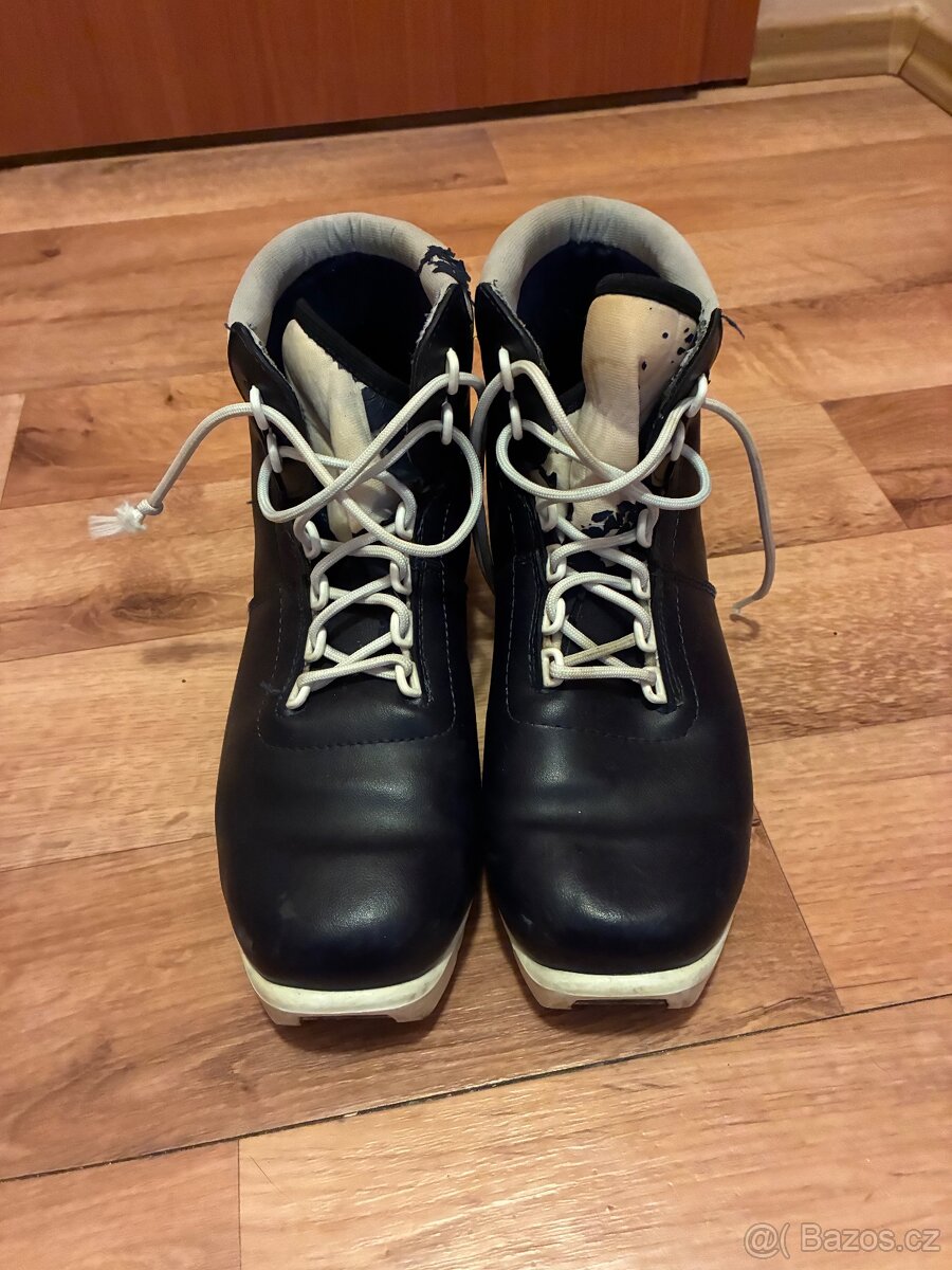 BĚŽKAŘSKÉ BOTY ALPINA 43