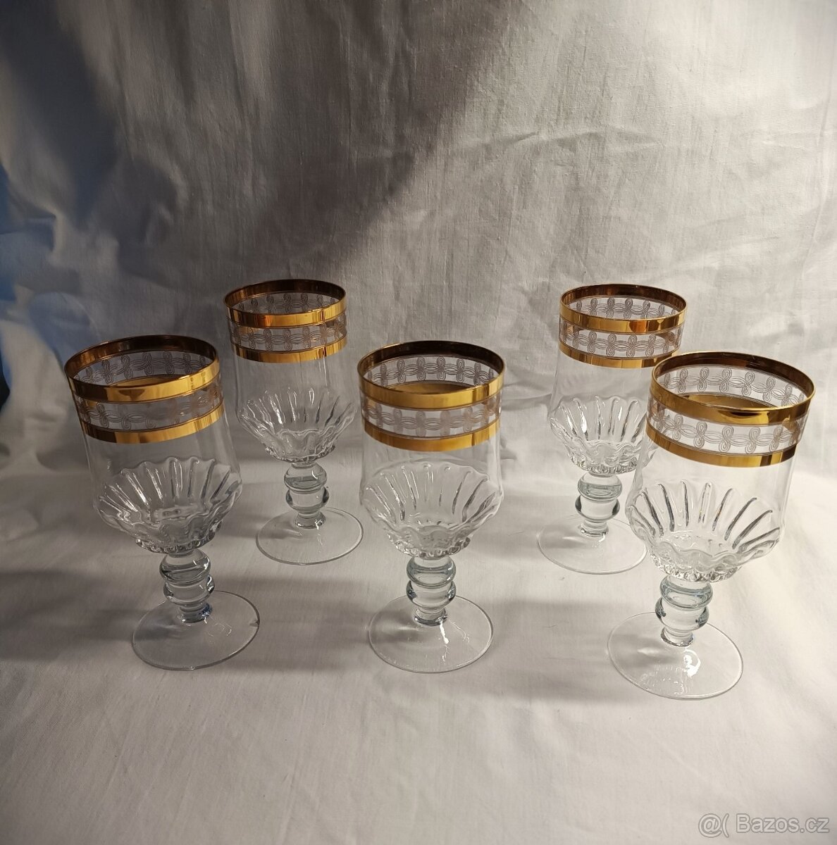 Staré zlacené skleničky s gravírováním-60. léta