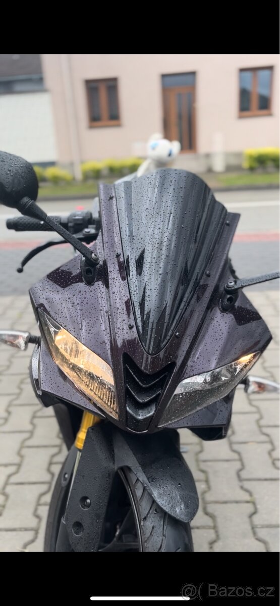 Yamaha yzf 125r 2018
