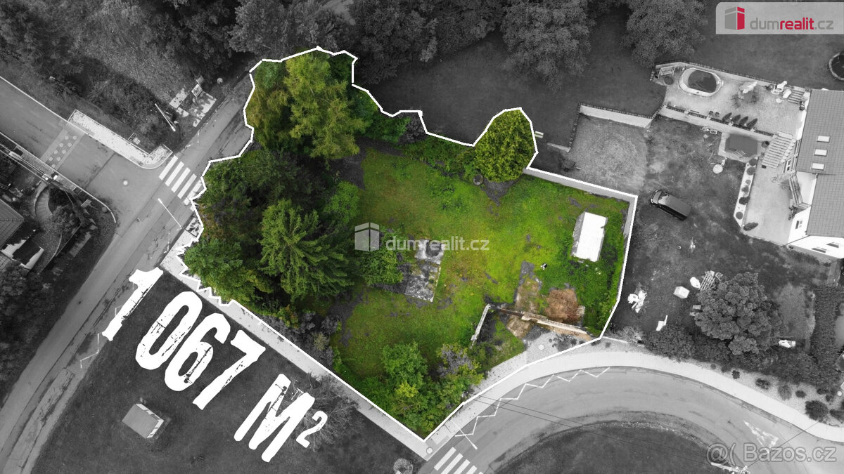 Prodej stavebního pozemku 1067 m², Panenské Břežany