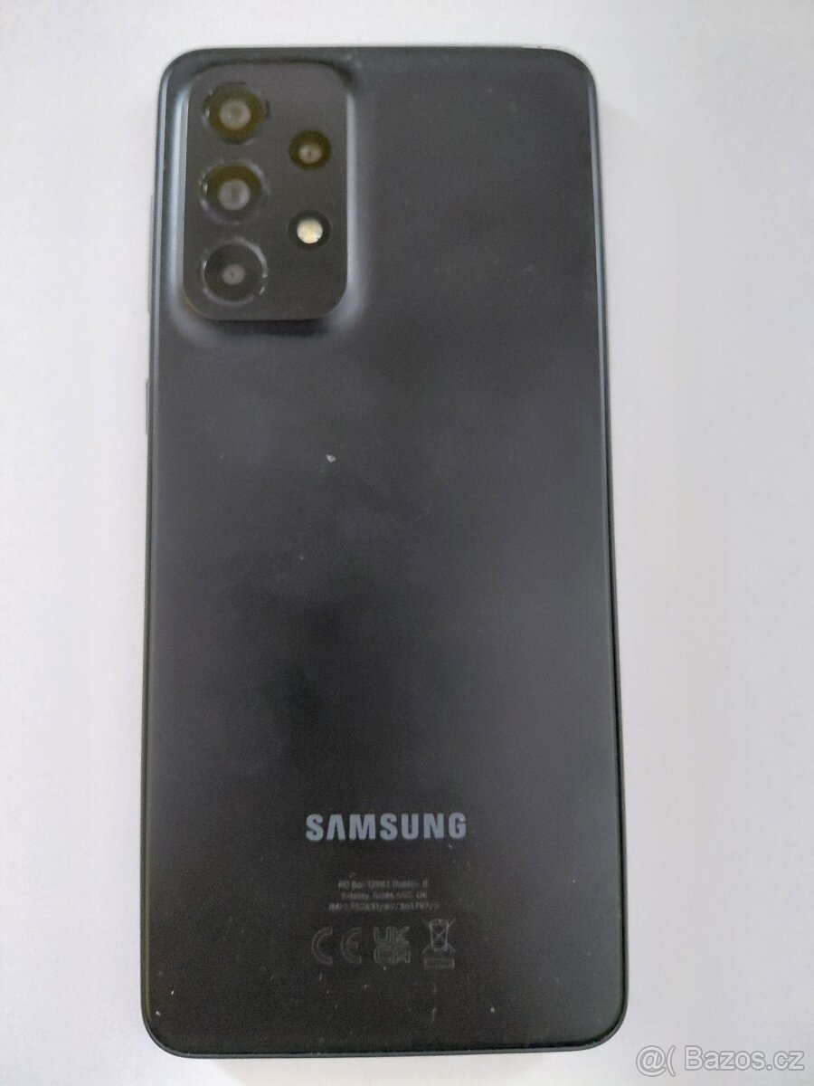 Samsung A33 5G před opravou