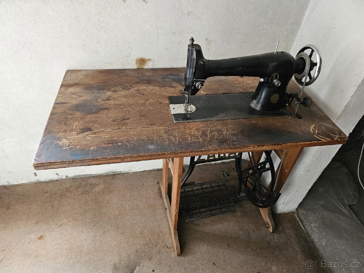 Šicí stroj na kůži