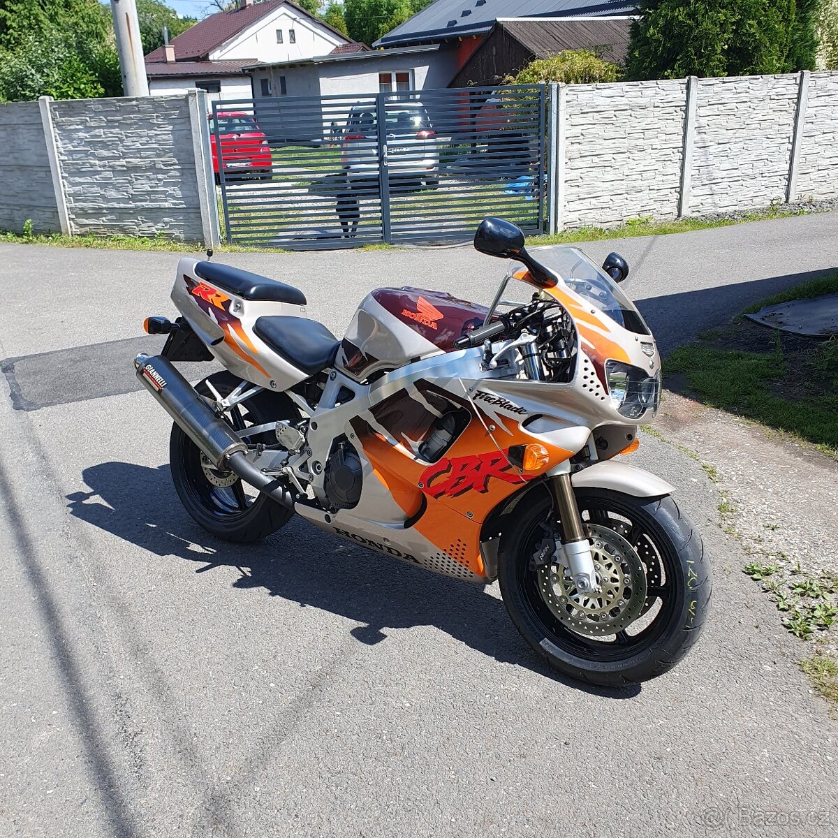 Honda CBR 900 RR