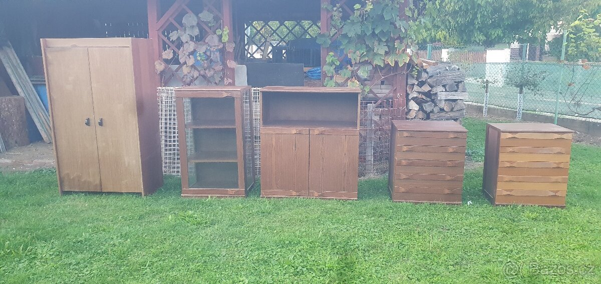 Studentský nábytek