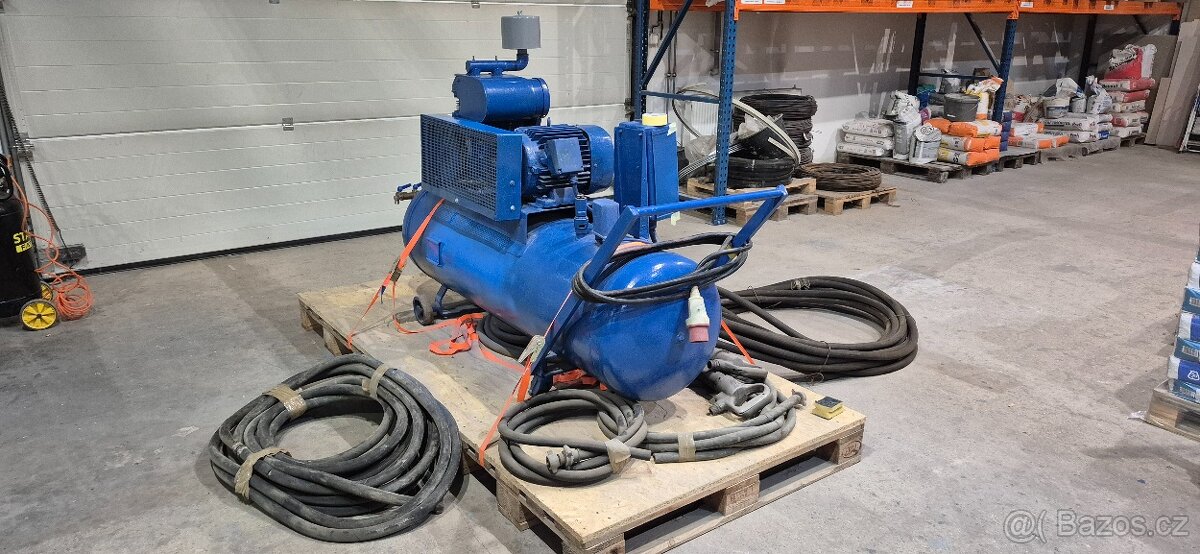 prodám kompresor orlík s příslušenstvím