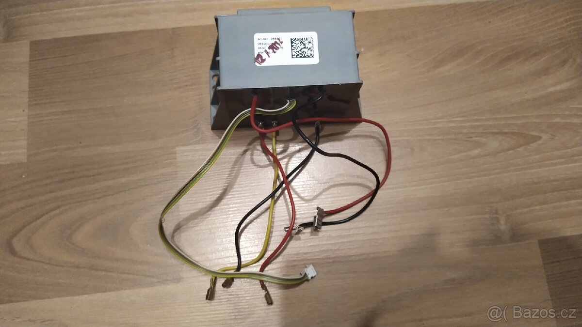 Vysokonapěťový transformátor pro elektrický ohradník