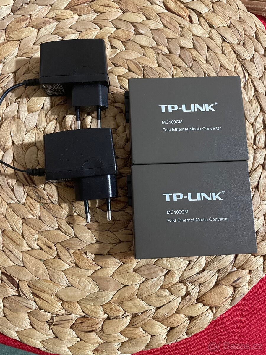 TP-link MC100CM