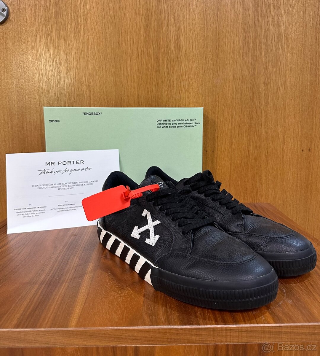 Off-White Low Vulcanized Sneakers