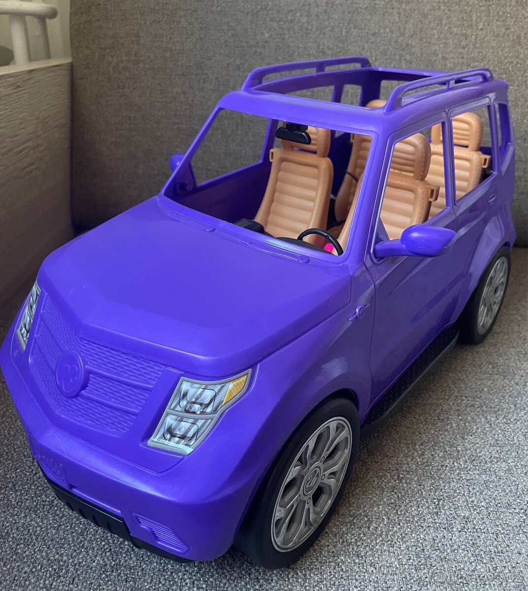 Barbie Mattel fialové auto