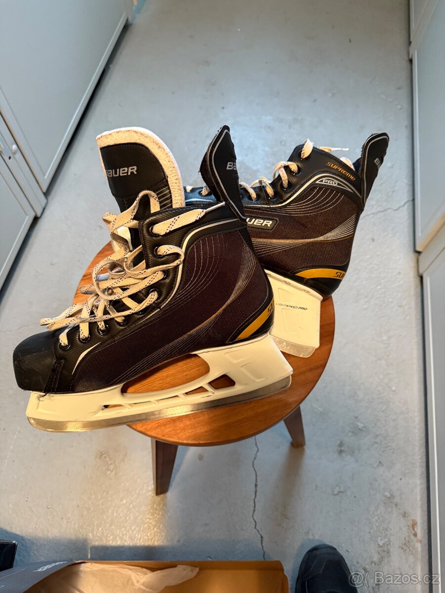 pánské brusle Bauer Supreme Pro