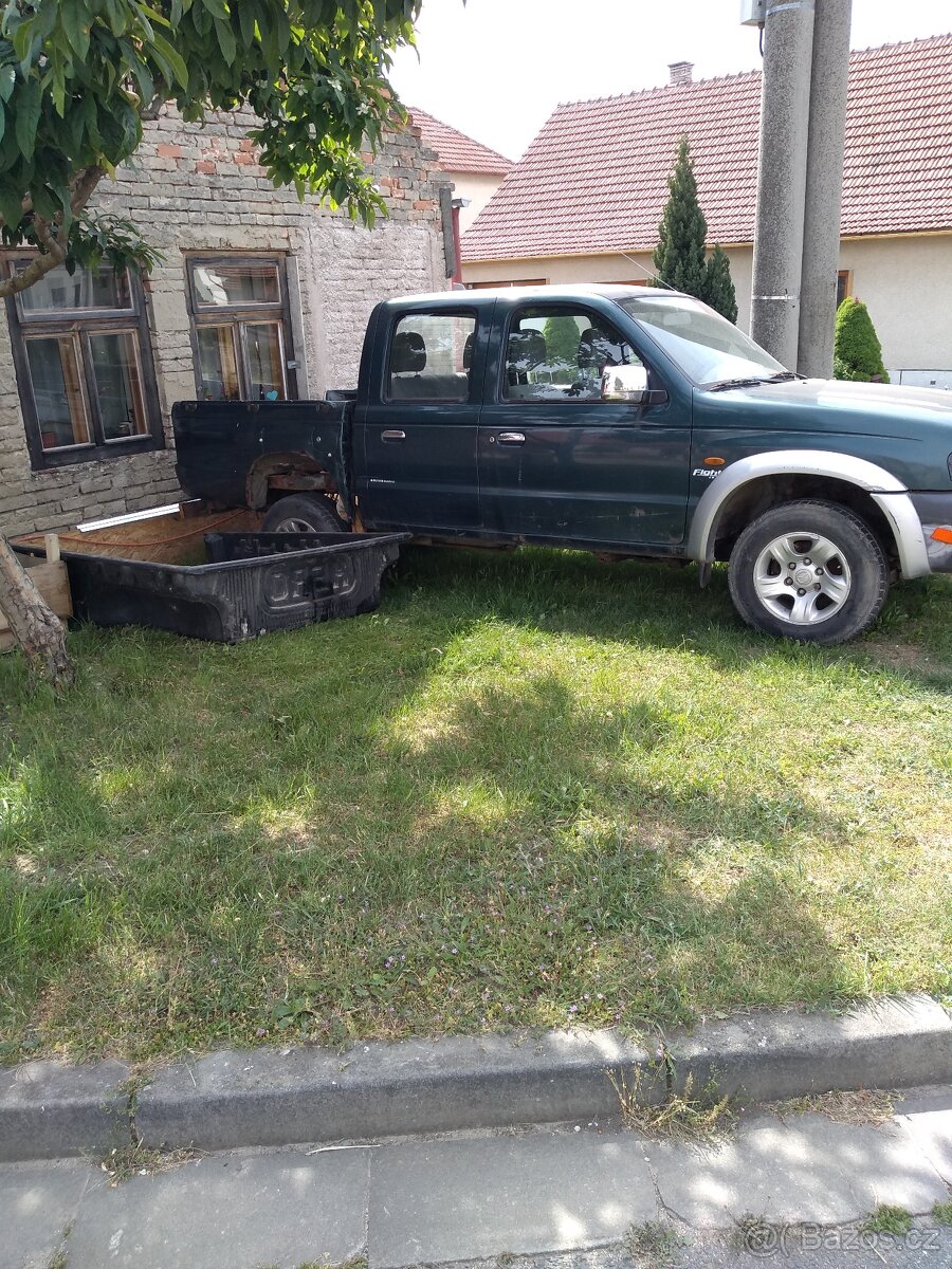 Prodám Mazda B 2500