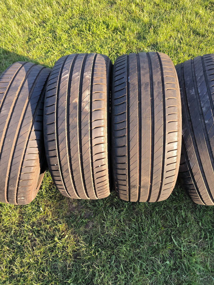 4 letní pneu 205/50/17 KLEBER