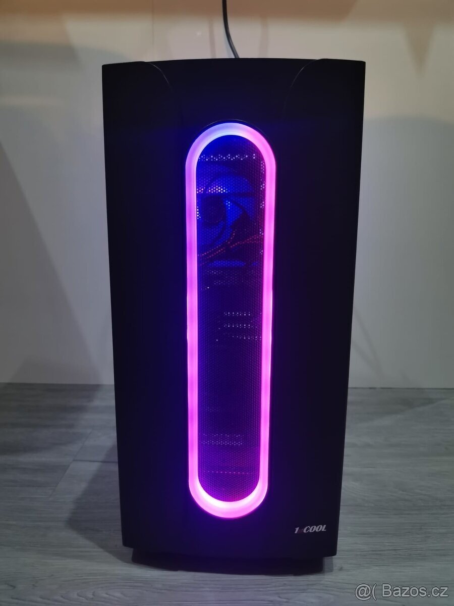 Stolní PC