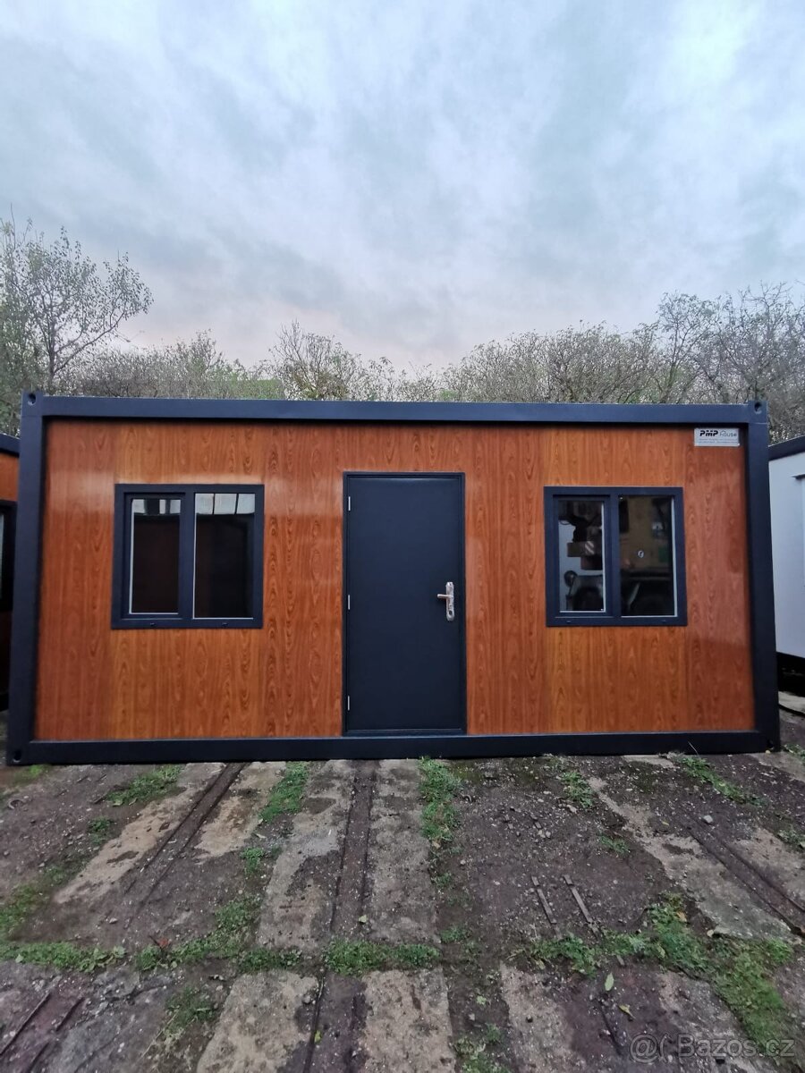 Obytný kontejner PMP o rozměru 3 x 6 m