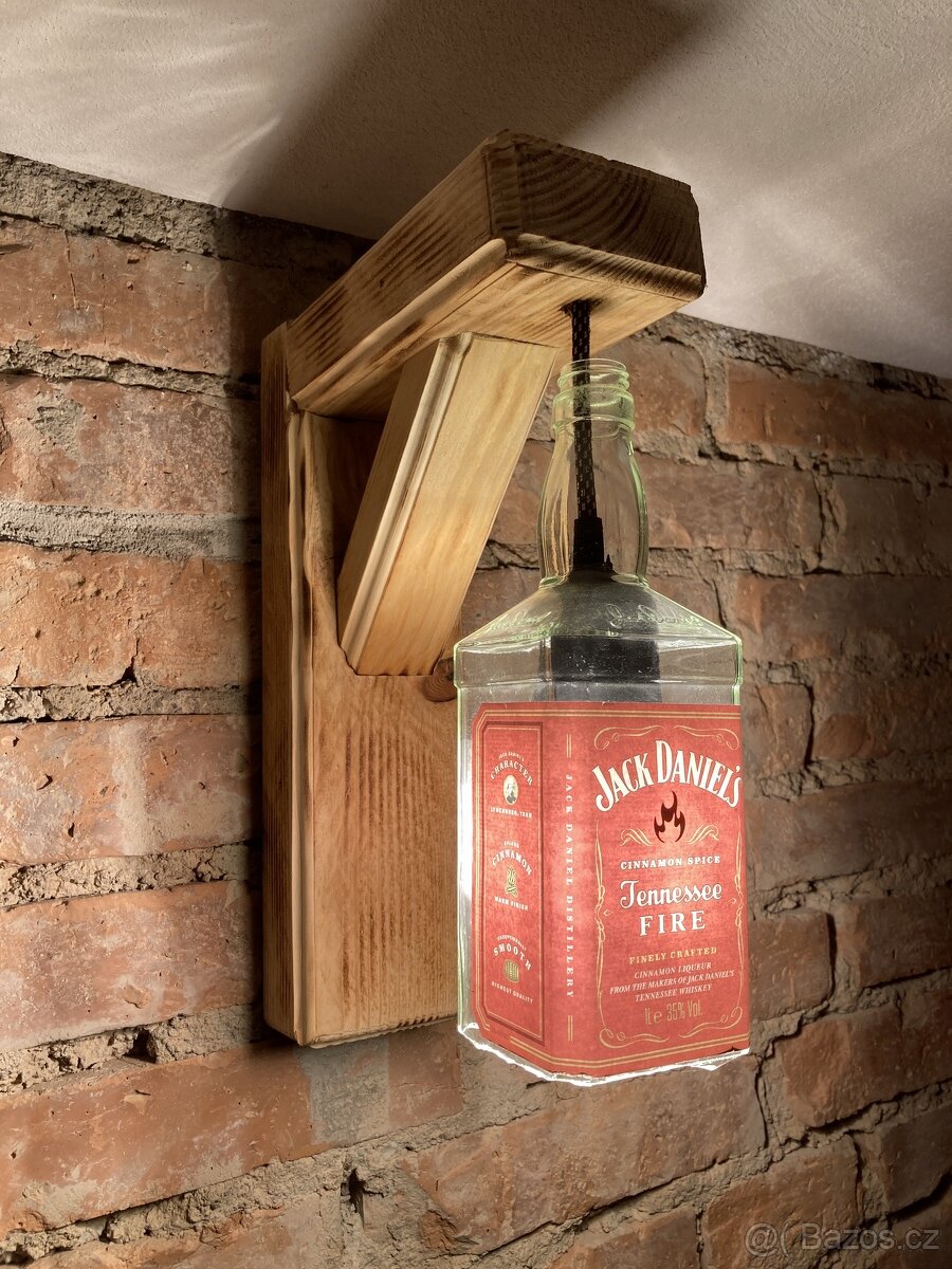 Whisky lampa, světlo