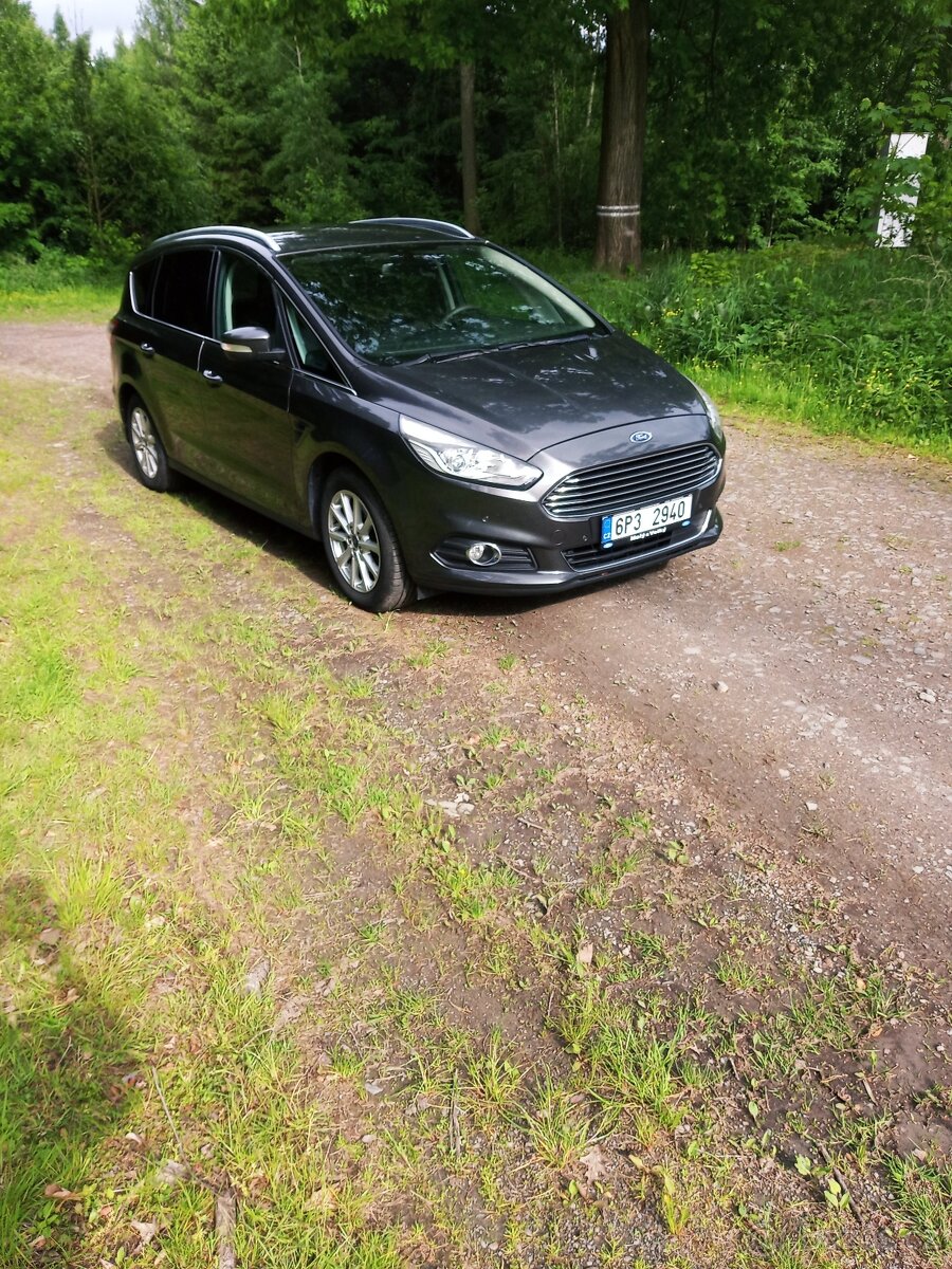 Ford S-MAX 2,0tdi 110kW , 4x4, r.v. 2015 ,