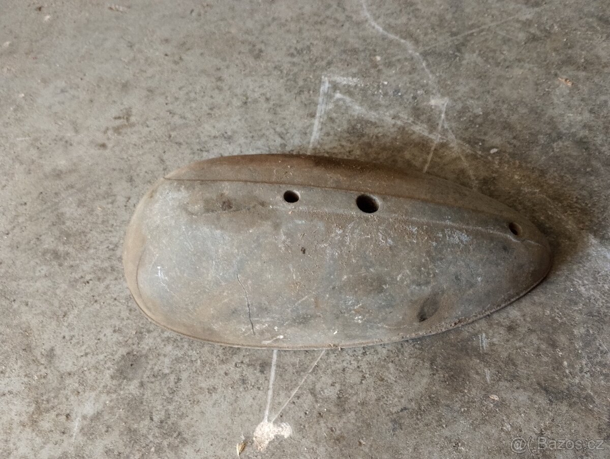 Jawa 250 pérák